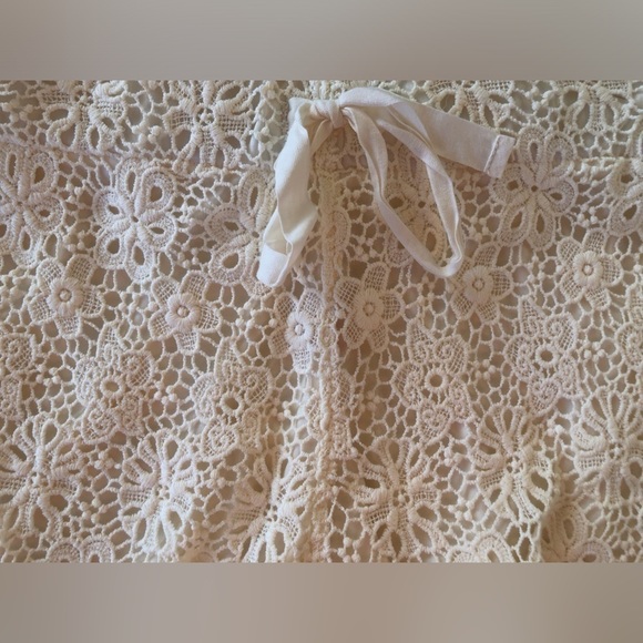 Juniors Medium (7-9) NOBO Eggshell White Cotton Floral Shorts - Picture 3 of 4